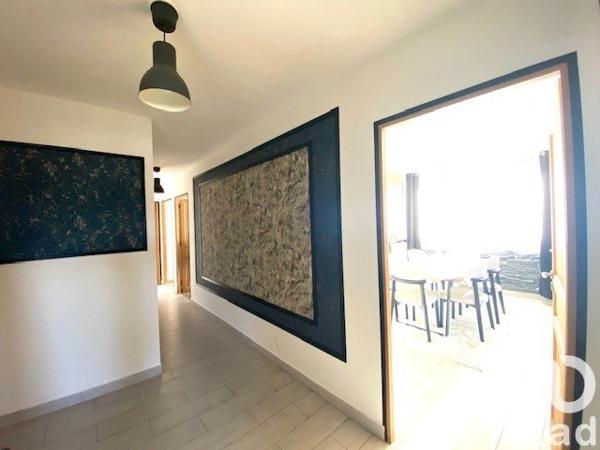 Appartement 4 pièces de 88 m² à Lys-lez-Lannoy (59390)