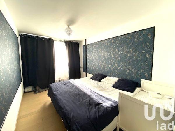 Appartement 4 pièces de 88 m² à Lys-lez-Lannoy (59390)