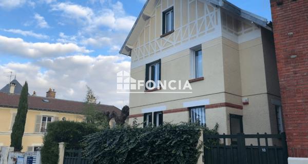 À vendre Maison 10 pièces 184 m² - Sceaux 92330