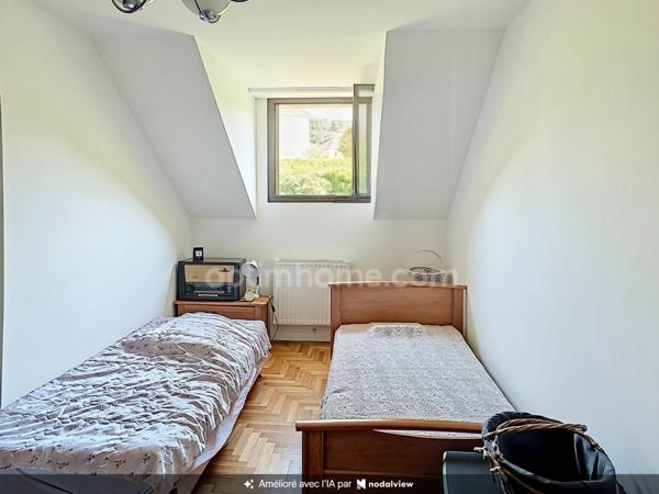 Maison 6 pièces avec garage et jardin à vendre à CHANTELOUP LES VIGNES (78)