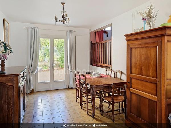 Maison 6 pièces avec garage et jardin à vendre à CHANTELOUP LES VIGNES (78)
