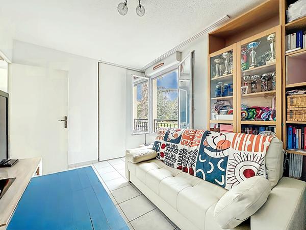 A vendre à Marseille 13013 - SAINT JEROME - Terrasse - garage