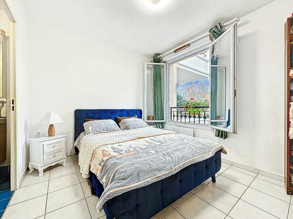 A vendre à Marseille 13013 - SAINT JEROME - Terrasse - garage