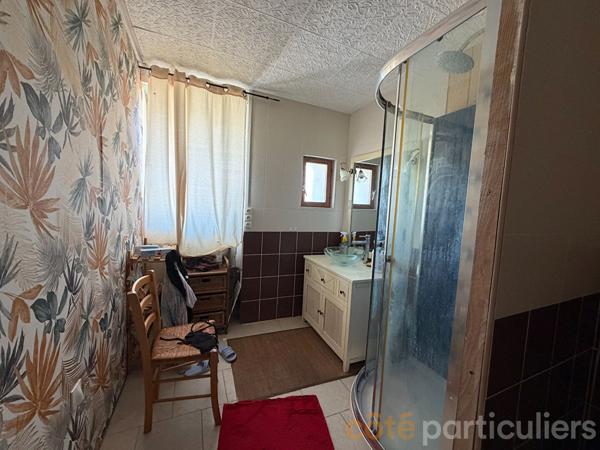 Vente
                Maison206 m² - 6 Pièces -
                    MORLAC (18170)