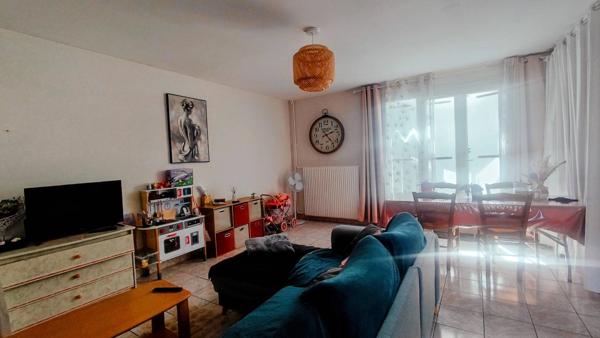 Maison de 93 m² avec 3 chambres à Loudun
