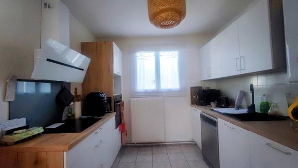 Maison de 93 m² avec 3 chambres à Loudun