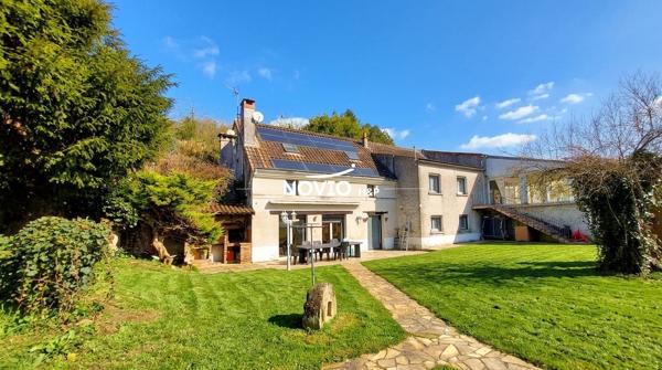 Maison ancienne avec piscine intérieure