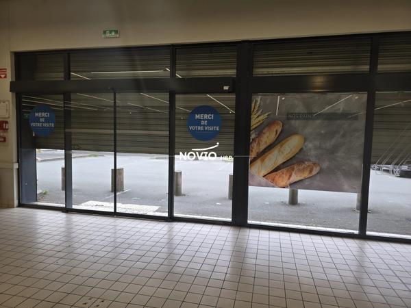 Local professionnel 1670 m²