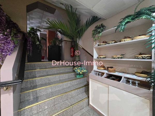 Commerce à vendre 3 pièces de 128 m²