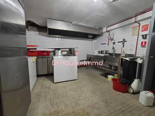 Commerce à vendre 3 pièces de 128 m²