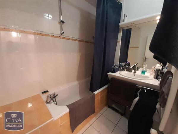 Appartement à louer 2 pièces 56m² Nancy (54000)