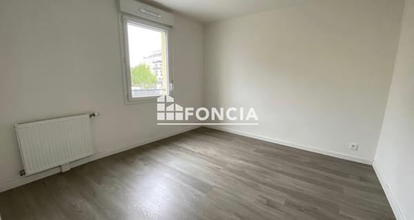 Location Appartement 2 pièces 41.83 m² - Achères 78260