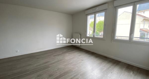 Location Appartement 2 pièces 41.83 m² - Achères 78260