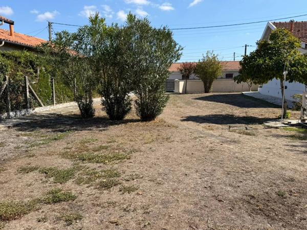 Vente immobilière : Terrain à Pessac   405 m² 192 900 €- La conseillère de l'immobilier.