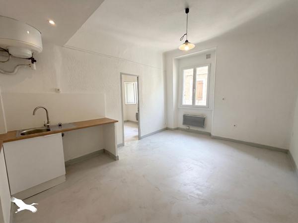 Appartement à vendre 55 000 € Marseille 11 2 p 26,3 m² DPE B