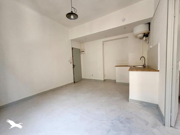 Appartement à vendre 55 000 € Marseille 11 2 p 26,3 m² DPE B