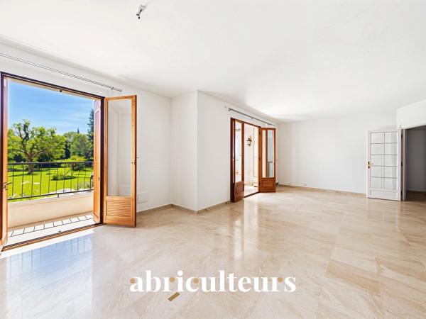 Appartement 3 pièces 94 m² avec large balcon -Le Chambord La Torse, Aix-en-Provence