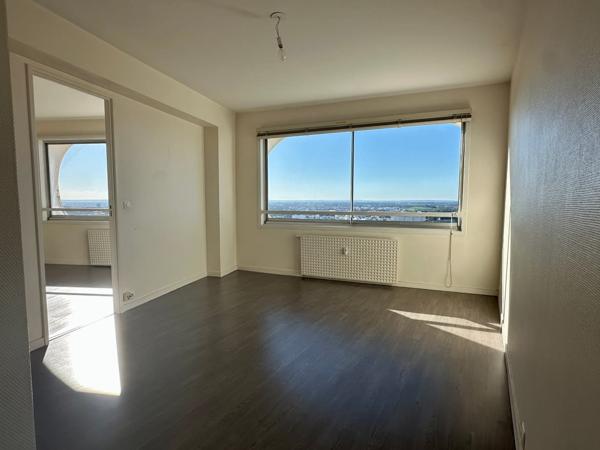 Parking + appartement