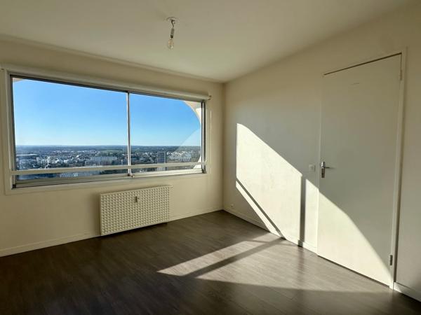 Parking + appartement