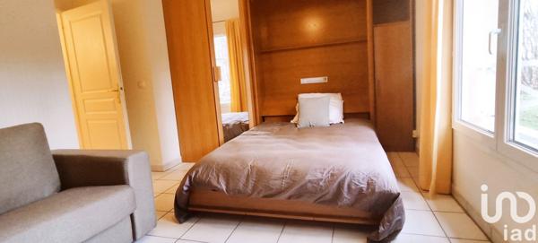 Maison 8 pièces de 259 m² à Gex (01170)