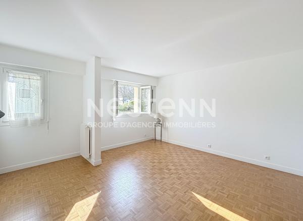 Appartement 2 pièces à vendre en rez-de-chaussée - Centre-ville d'Antony - RER B ANTONY
