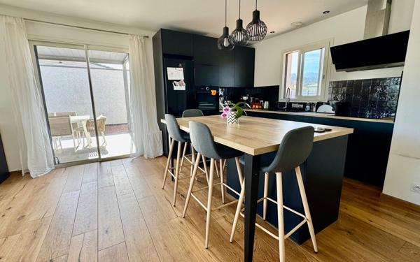 Maison à vendre    4 pièces • 80 m2 Castellare-di-Casinca