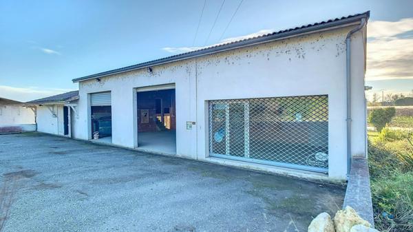 A vendre local commercial de 390 m² avec terrain de 4 540 m², idéal artisan ou commerce