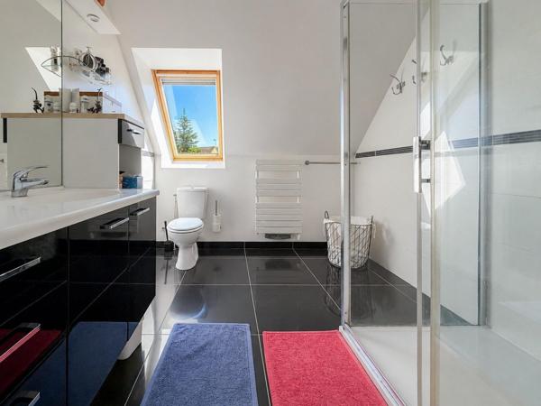 Maison à Savigné-l'Évêque, 72460 - 5 pièces 131m²
