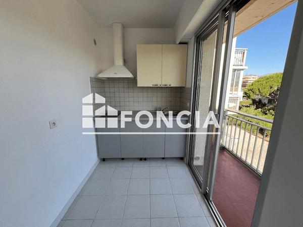 Location Studio 25.05 m² - 169, AVENUE DE NICE Cagnes Sur Mer 06800