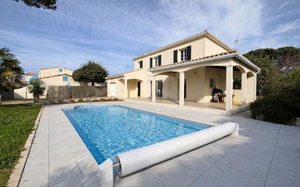 Maison à vendre    5 pièces •  Saint-Palais-sur-Mer