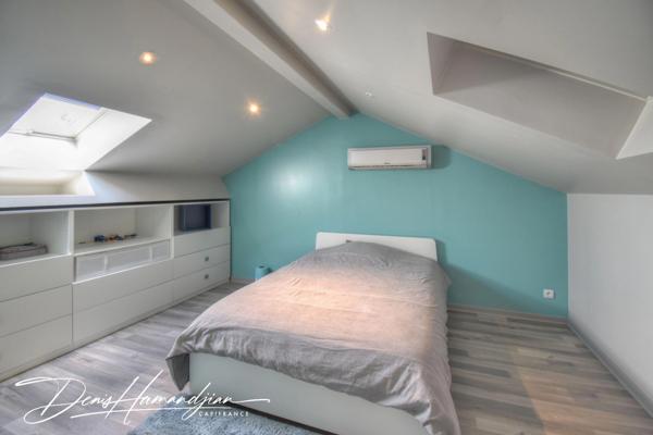 Dpt MIONNAY (01), à vendre maison 175 m² - 4 chambres - Terrain de 1056,00 m² avec piscine