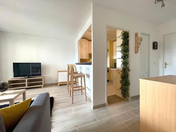 Location / Appartement T2