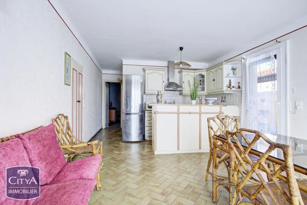 Immeuble à vendre 157m² Le Barcarès (66420)