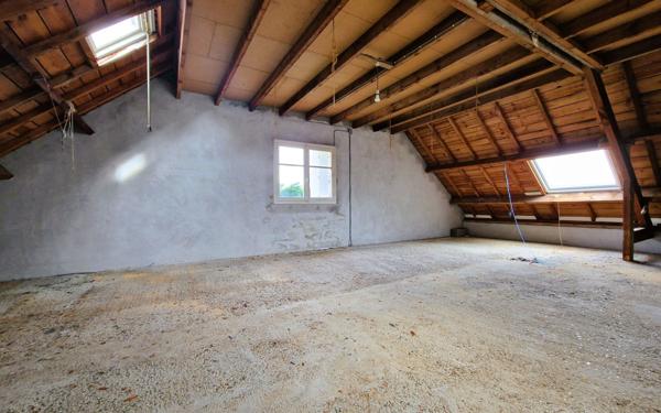 Maison à vendre    5 pièces • 149 m2 Plouhinec