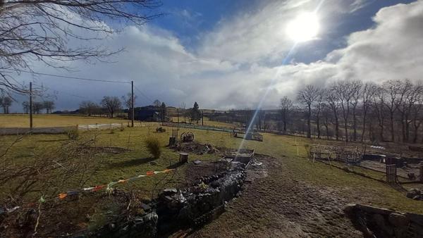 Propriete à vendre à Saint-Saturnin dans le Cantal (15190), ref : FG/2484