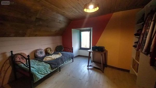 Propriete à vendre à Saint-Saturnin dans le Cantal (15190), ref : FG/2484
