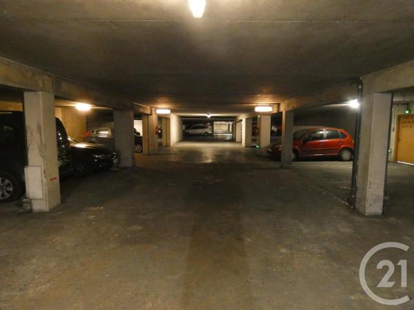 Parking à vendre  12 m 2   PARIS  - 75019