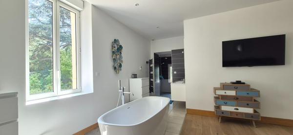 Vente propriété 546 m² 12 Pièces Agen