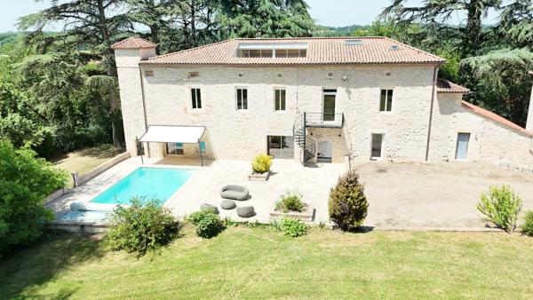 Vente propriété 546 m² 12 Pièces Agen