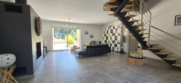 Vente propriété 546 m² 12 Pièces Agen
