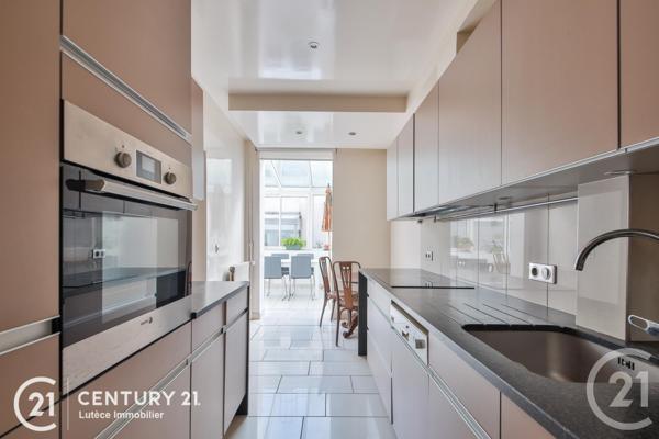 Maison à vendre  8 pièces - 200 m 2   PARIS  - 75014