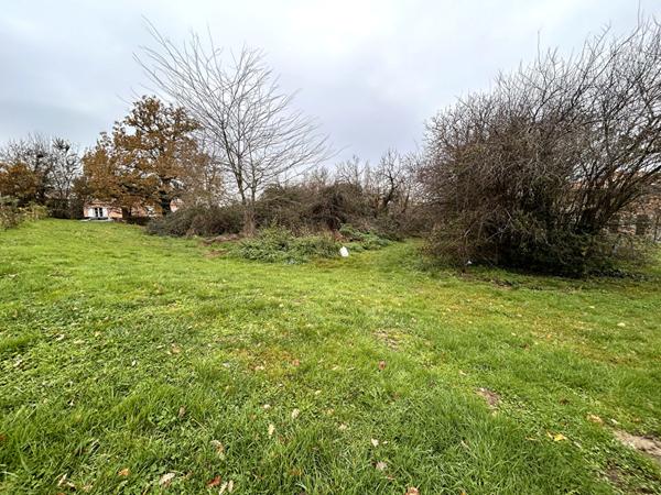 Terrain Saint Sauveur