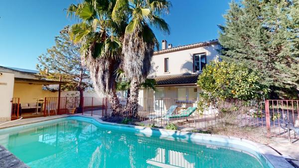 Grande Maison familiale à CARCASSONNE quartier Pasteur avec piscine et garage