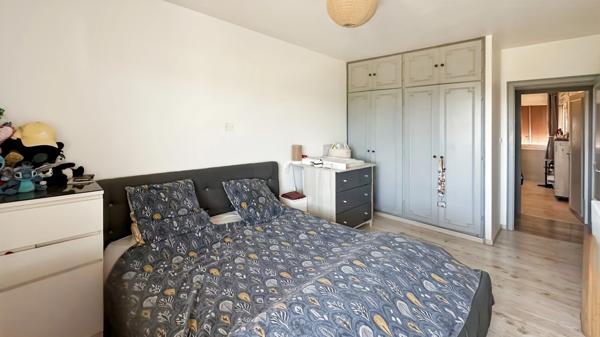 Appartement à vendre T4 de 76 m² avec balcon, cave et parking - BERGERAC (24)
