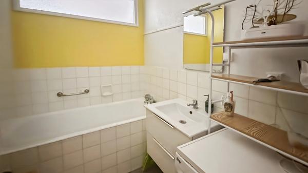Appartement à vendre T4 de 76 m² avec balcon, cave et parking - BERGERAC (24)