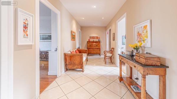 Appartement à vendre à Chambéry en Savoie (73000), ref : 73007-129