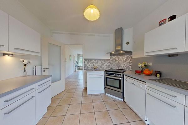 Appartement Clermont Ferrand Les Salins 5 pièce(s) 93.85 m2