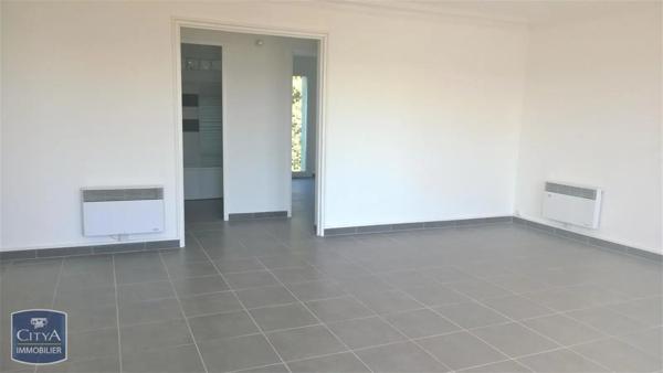 Appartement à louer 3 pièces 73.53m²