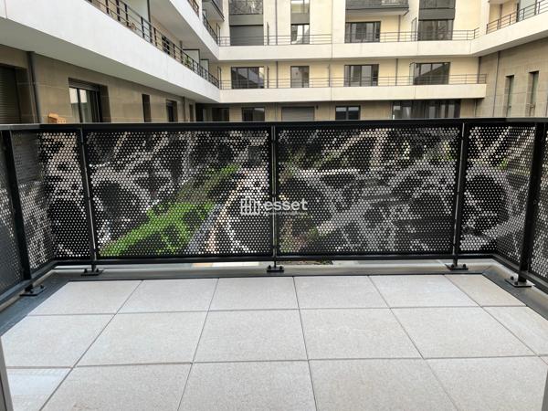 Location Appartement 4 pièces 88.19 m² - Courbevoie 92400