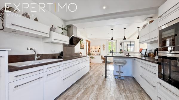 Étampes (91150) À VENDRE : Maison 210 m² (230 m² total), 5 chambres, + dépendance 40 m² à rénover